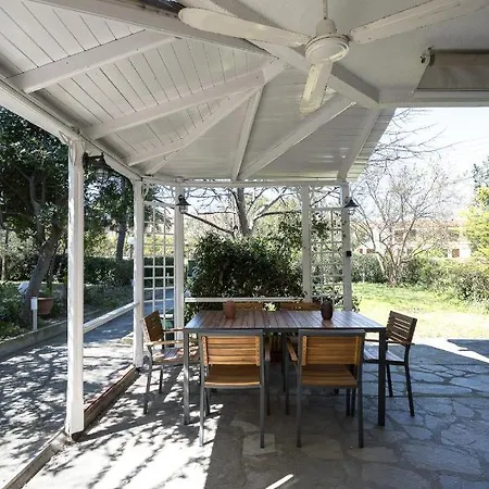 Margi Summer House By Luxlikehome ハニオティス