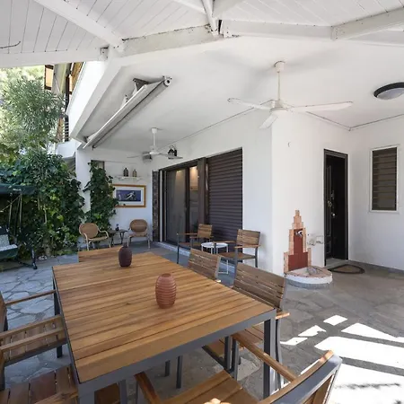 #luxlikehome Margi Summer House Villa Hanioti
